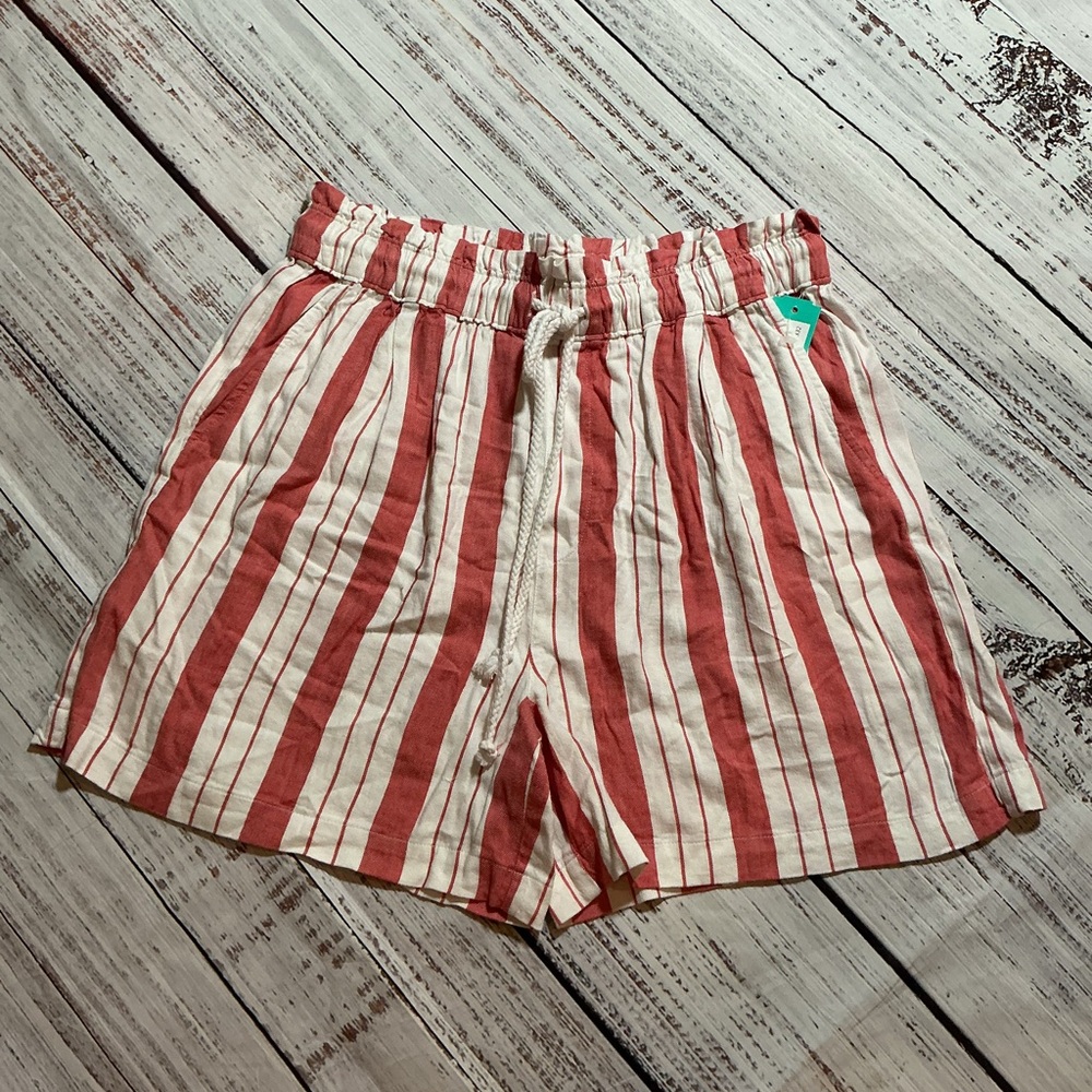 NWT Cosmic Blue Love Kaylee Pull Short. Coral. Size S